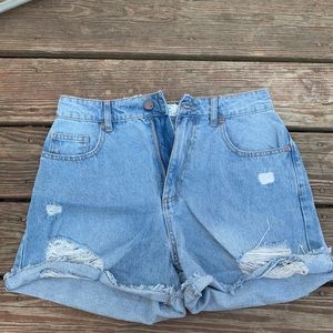 Distressed shorts